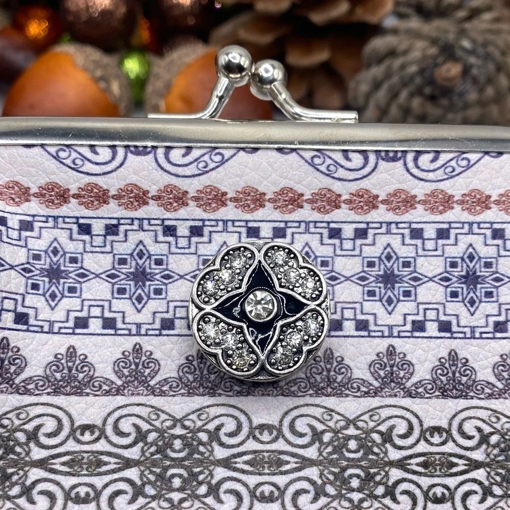 Victorian Style Snap Jewelry Purse With Fancy Black & Silver Sparkle 18mm Snap!